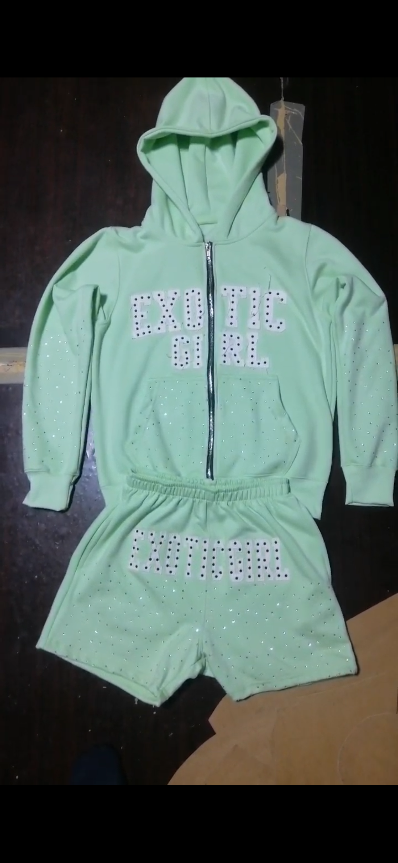 Cropped (EXOTICGIRL EXCLUSIVE) ✨